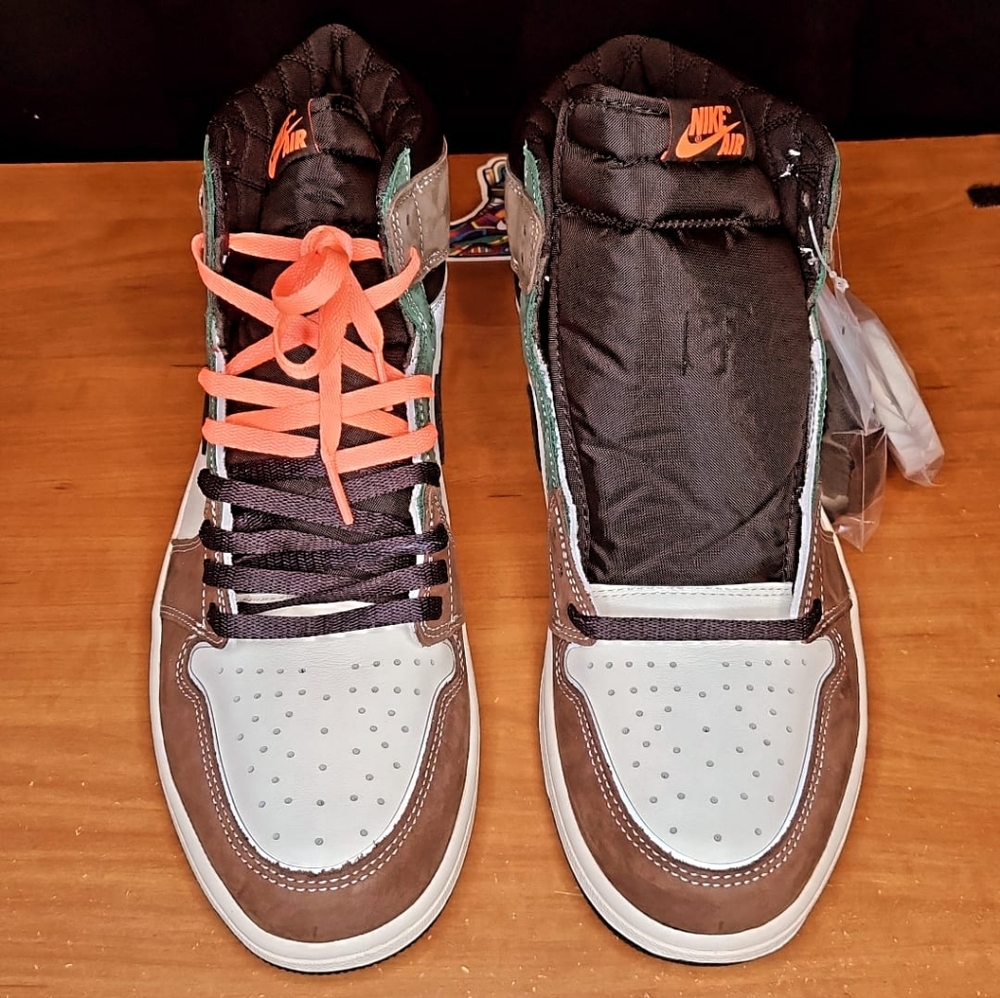 Air Jordan 1 High OG Crafted Dark Chocolate